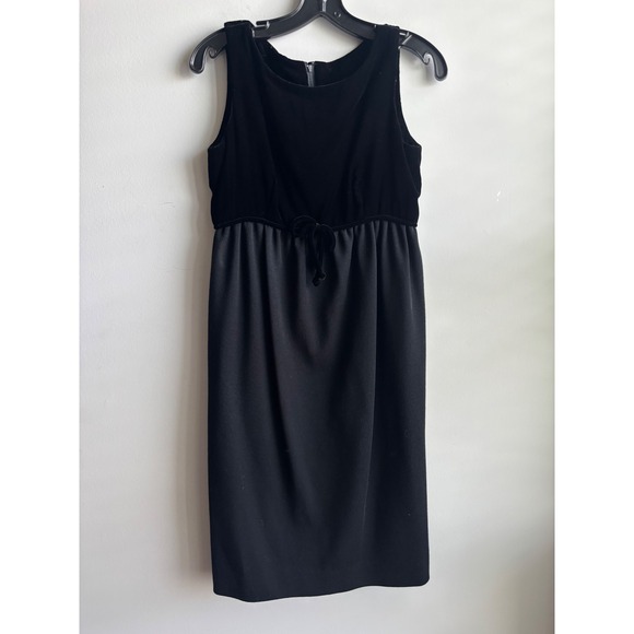Oscar de la Renta Dresses & Skirts - Oscar de la Renta Black Velvet Bodice Midi Dress Women‎ Size 6